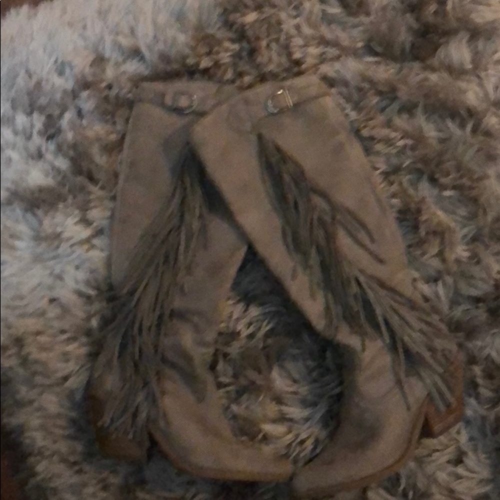 Carlos Santana Fringed Boots